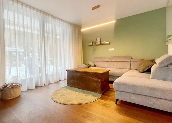 Ian's * 克拉尼斯卡戈拉